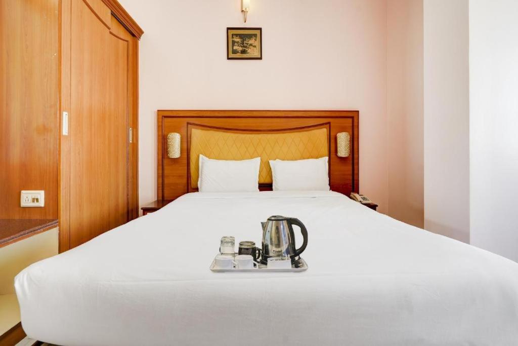Hotel Devi Tower Salem Bagian luar foto