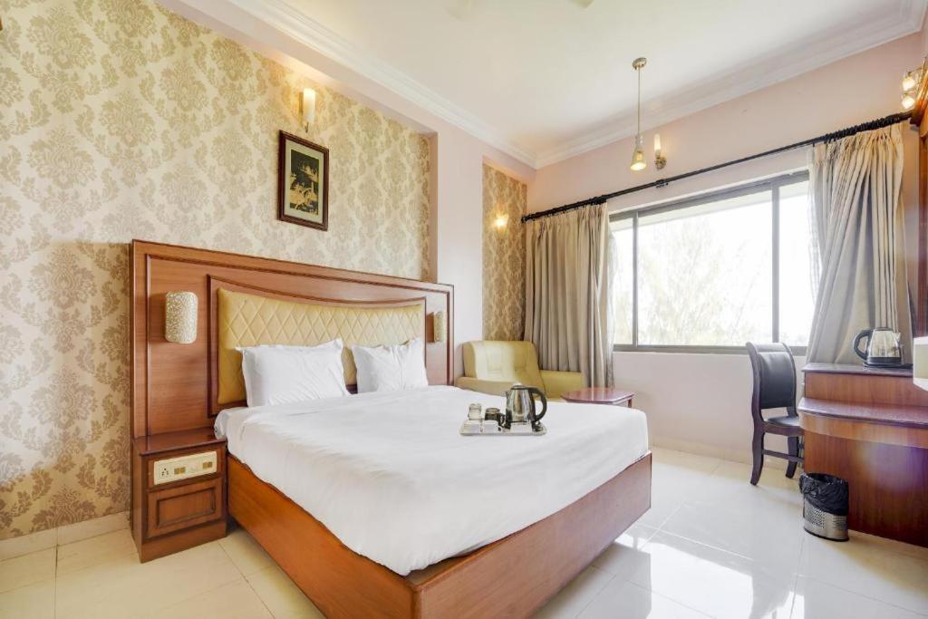 Hotel Devi Tower Salem Bagian luar foto
