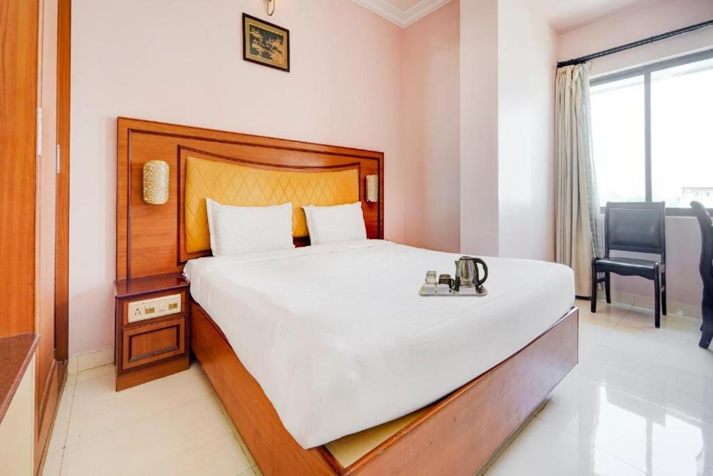 Hotel Devi Tower Salem Bagian luar foto